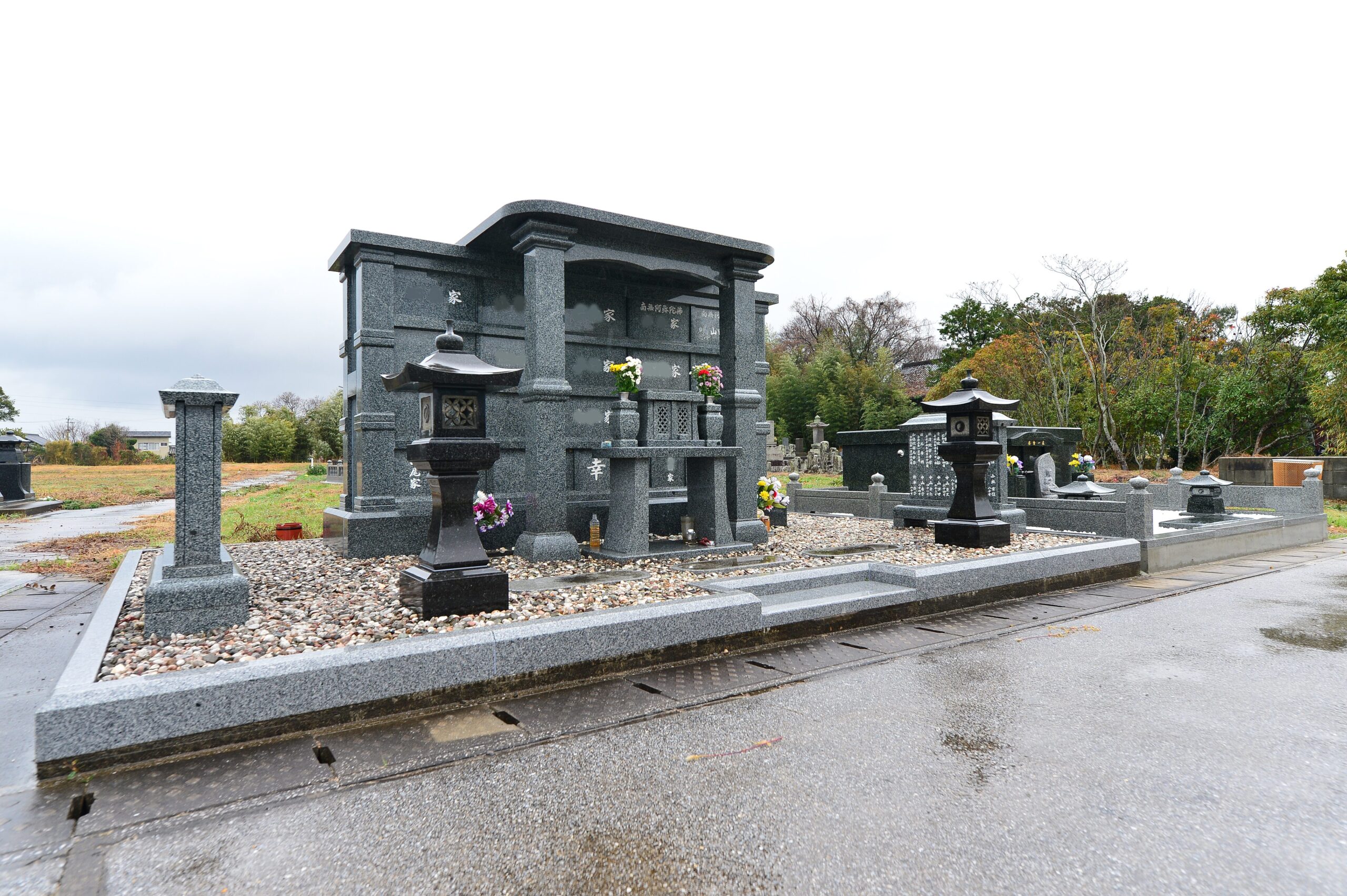 想いを繋ぎ、祈りを包む聖地